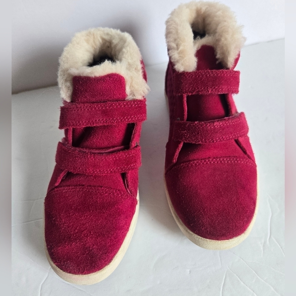 UGG Kids, Hot Pink Suede Boots with Faux Fur Lining.Size 12